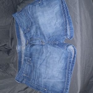 The Flirt Stretch Denim Jean Shorts